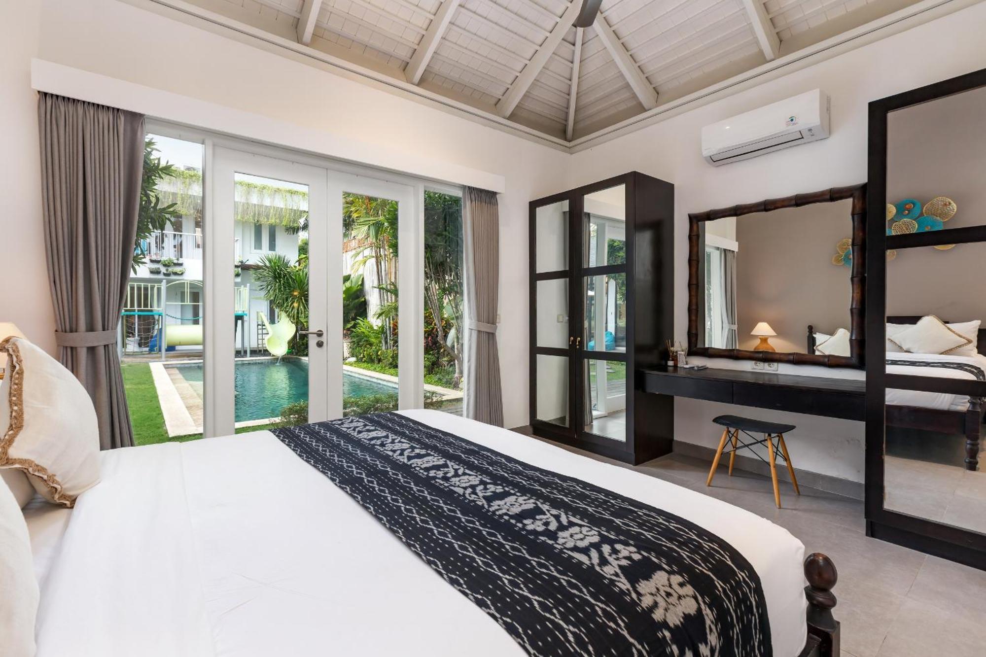 Villa Private Bathroom