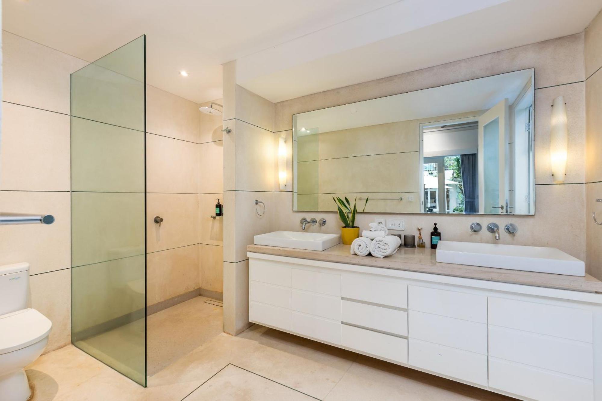 Villa Private Bathroom